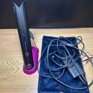 Dyson Corrale™ straightener (Black Nickel/Fuchsia)